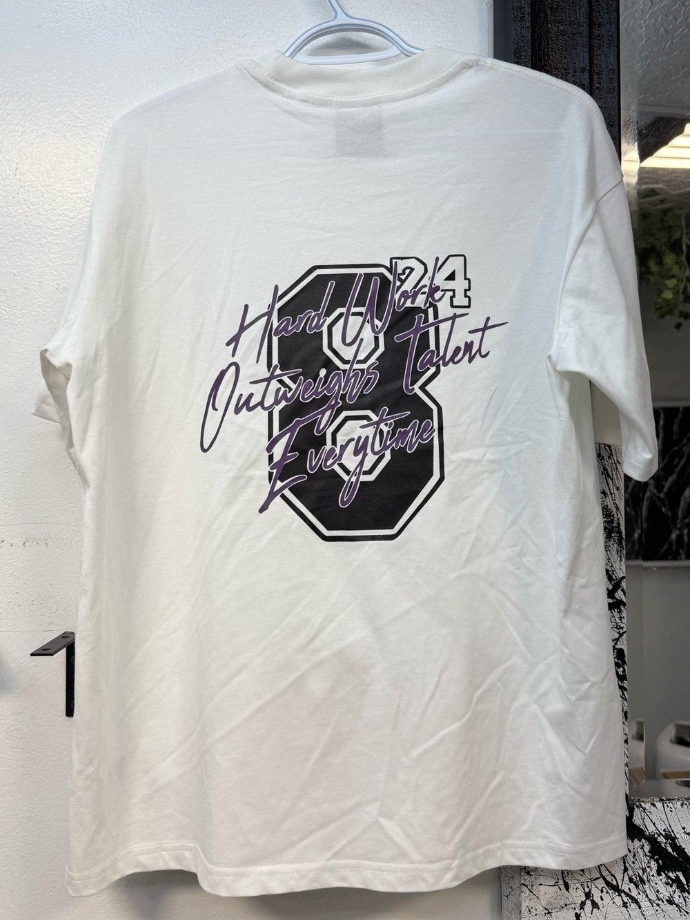Gant vintage style Kobe Bryant Lakers Graphic Tee - White with Yellow & Purple - Picture 4 of 5